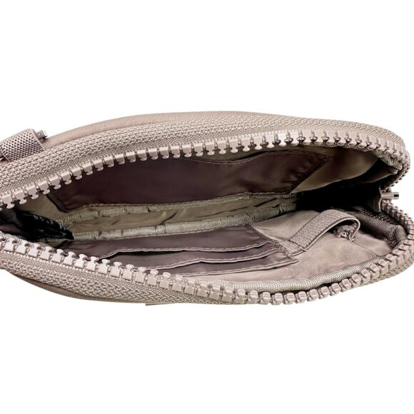 None - Picture 7 of 12